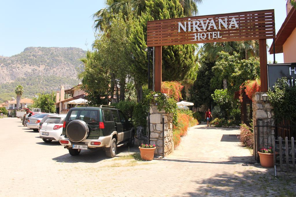 Nirvana Hotel 교젝 외부 사진